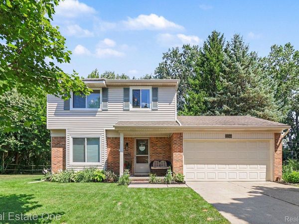 22344 Brookfield Drive , South Lyon, Mi 48178