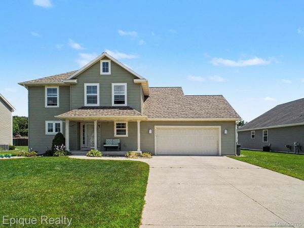 8686 Summer Ridge Drive , Tittabawassee Township, Mi 48623
