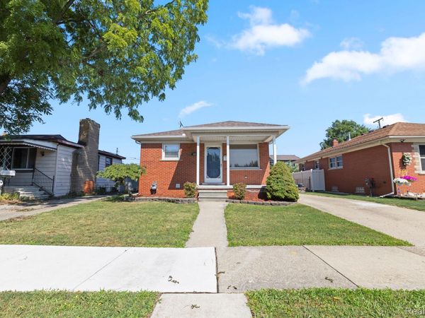 1243 Lincoln Street, Wyandotte, Mi 48192