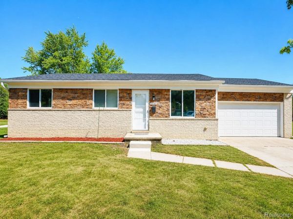 25101 Masch Avenue, Warren, Mi 48091
