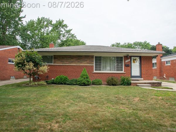 29505 Milton Avenue, Madison Heights, Mi 48071