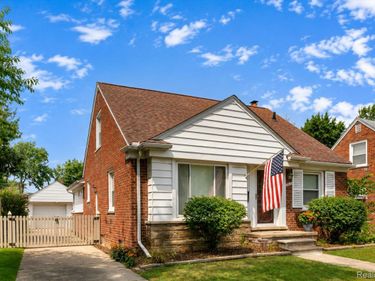 1719 Highview Street, Dearborn, Mi 48128