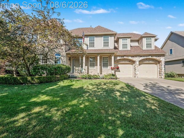 49235 Yale Drive, Macomb Township, Mi 48044
