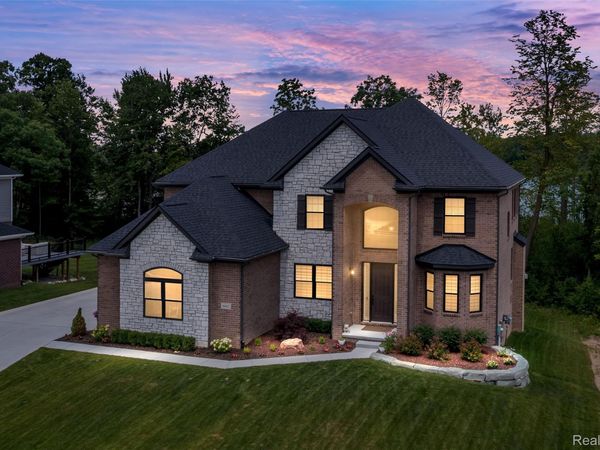 6002 Monarch , Clarkston, Mi 48348