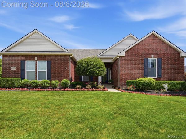 61328 Saddlecreek Drive, Lyon Township, Mi 48178