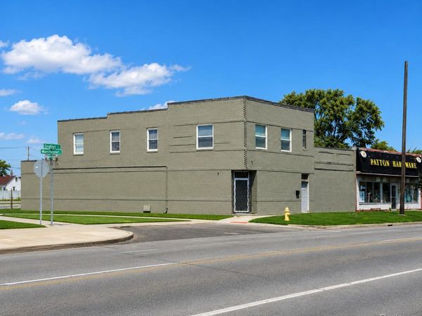 24901 Gratiot Avenue , Eastpointe, Mi 48021