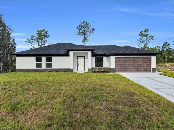 863 Burrows AVE , LEHIGH ACRES, FL 33974