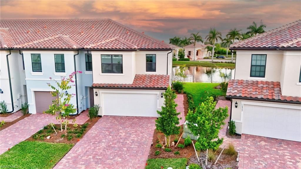 1424 Weeping Willow Ct, Cape Coral, FL 33909 Photo