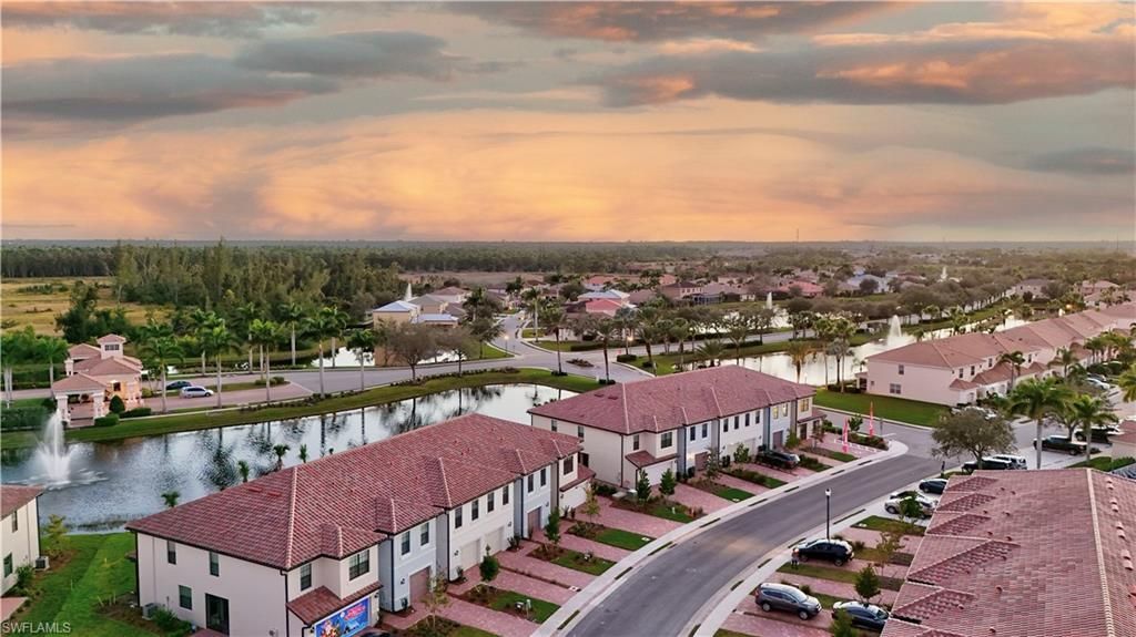 1424 Weeping Willow Ct, Cape Coral, FL 33909 Photo