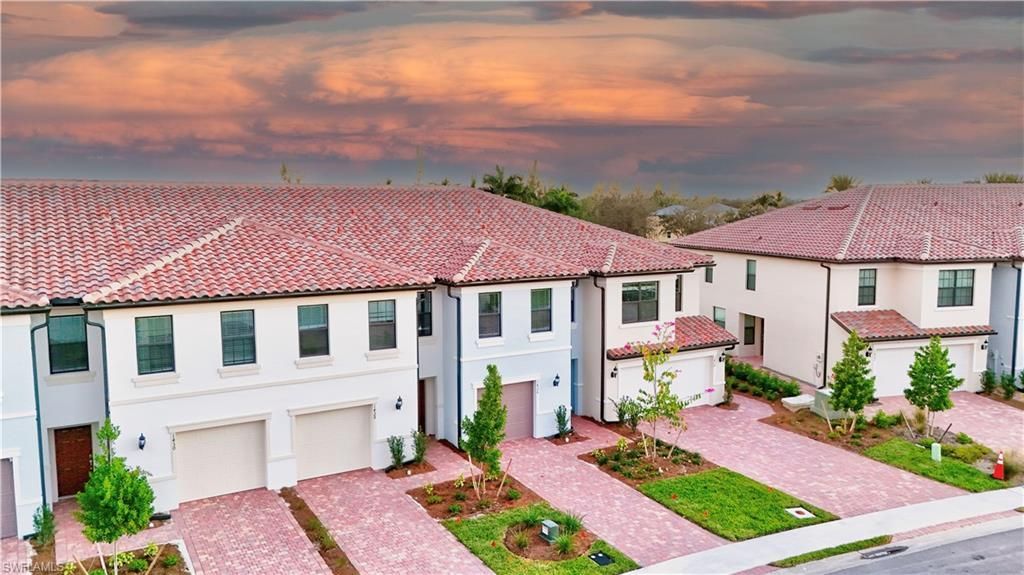 1424 Weeping Willow Ct, Cape Coral, FL 33909 Photo