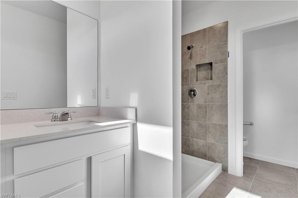 1424 Weeping Willow Ct, Cape Coral, FL 33909 Photo