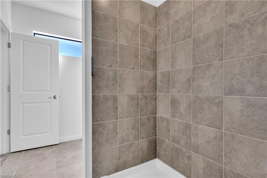 1424 Weeping Willow Ct, Cape Coral, FL 33909 Photo