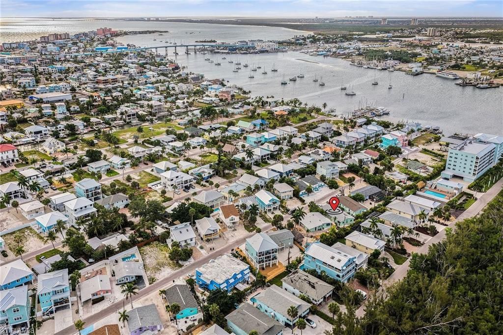 230 Fairweather Ln, Fort Myers Beach, FL 33931 Photo