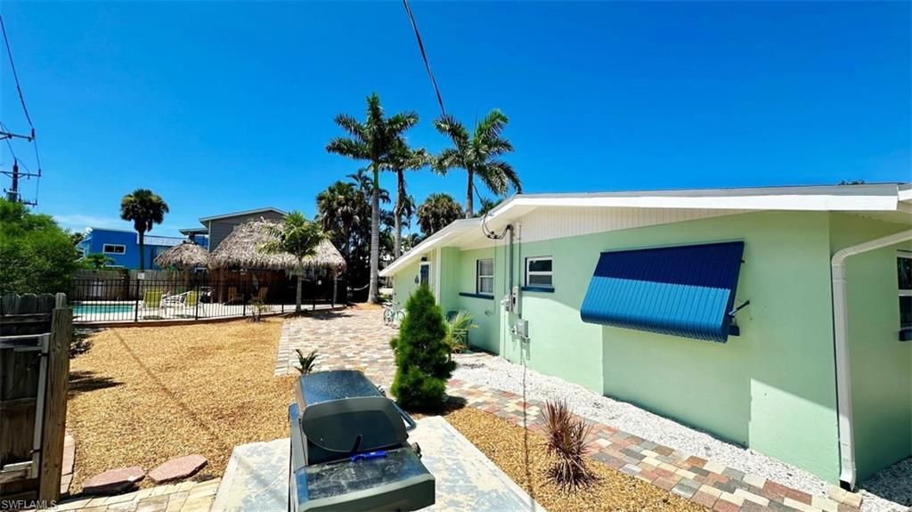 228 Fairweather Ln, Fort Myers Beach, FL 33931 Photo