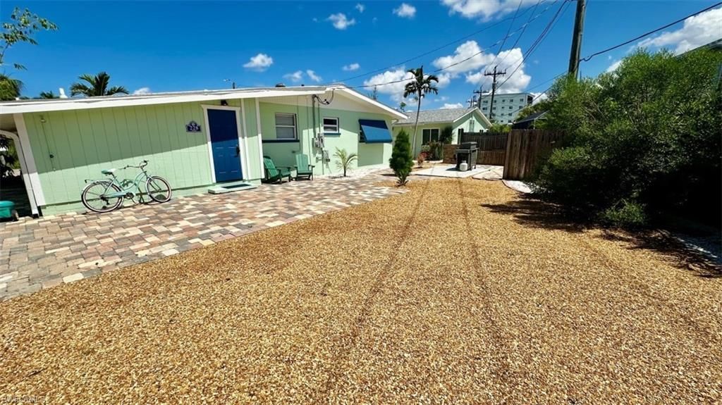 228 Fairweather Ln, Fort Myers Beach, FL 33931 Photo