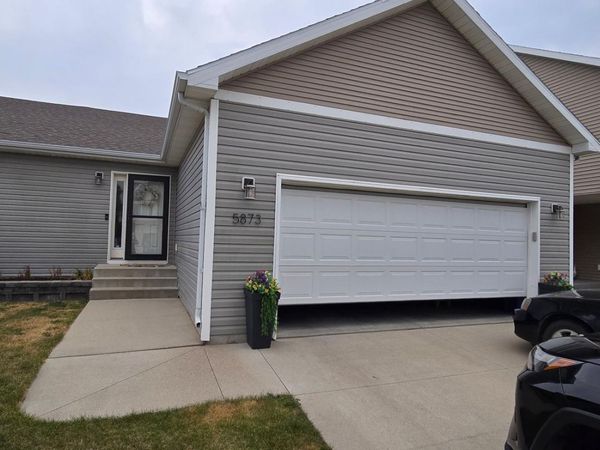 5873 57th Avenue S, Fargo, ND 58104