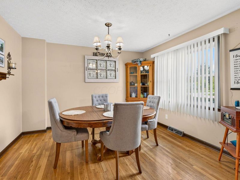 1438 Brenthaven Drive, Columbus, OH 43228 Photo 11