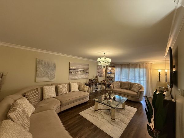 460 Raintree Court , Unit 2G, Glen Ellyn, IL 60137