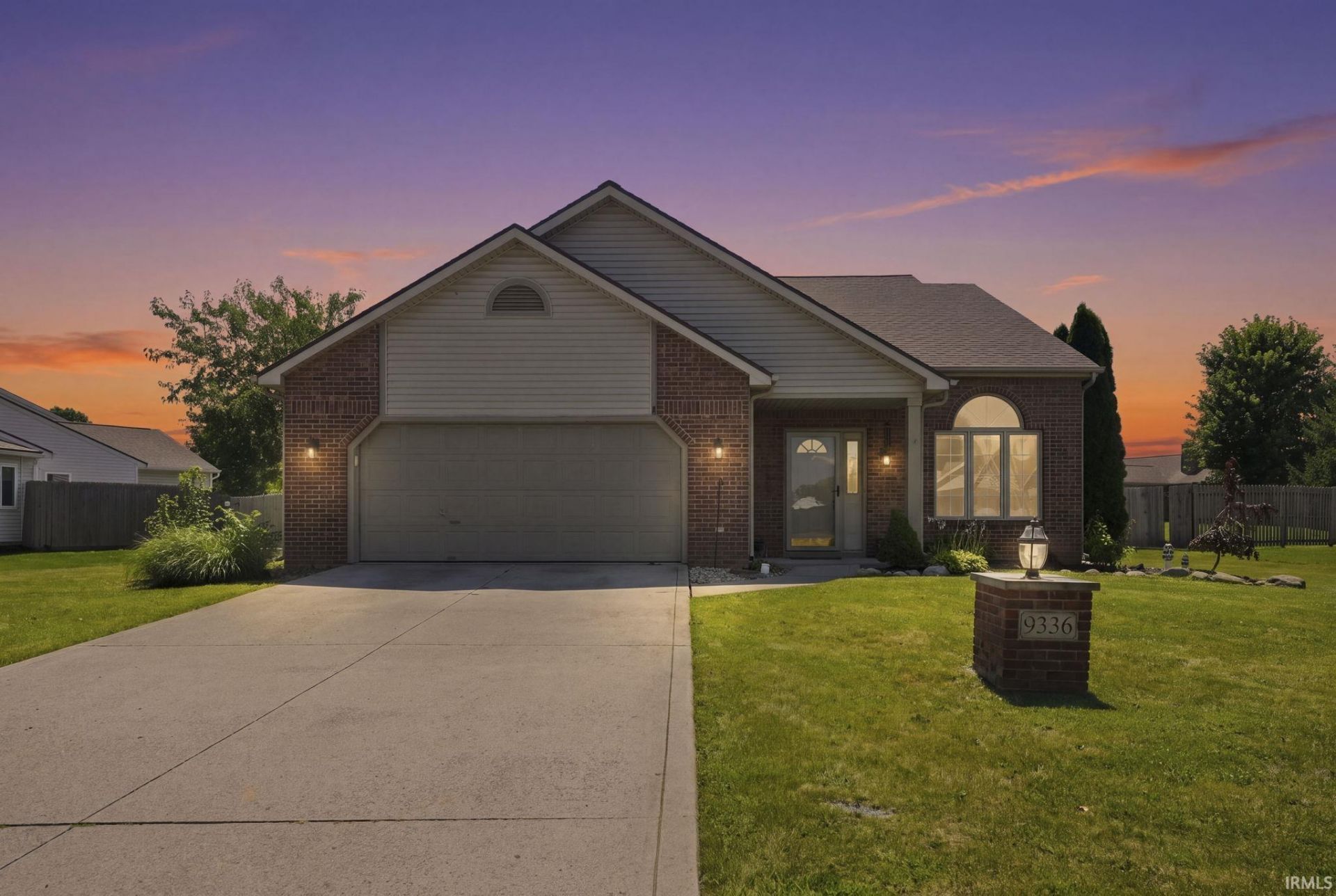 9336 Greyhawk Drive, Fort Wayne, IN 46835 Main Photo
