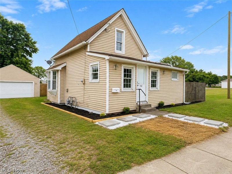 410 E 9th Street, Ashland, OH 44805 Photo 2