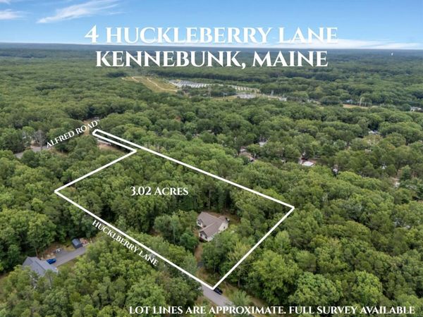 4 Huckleberry Lane, Kennebunk, ME 04043