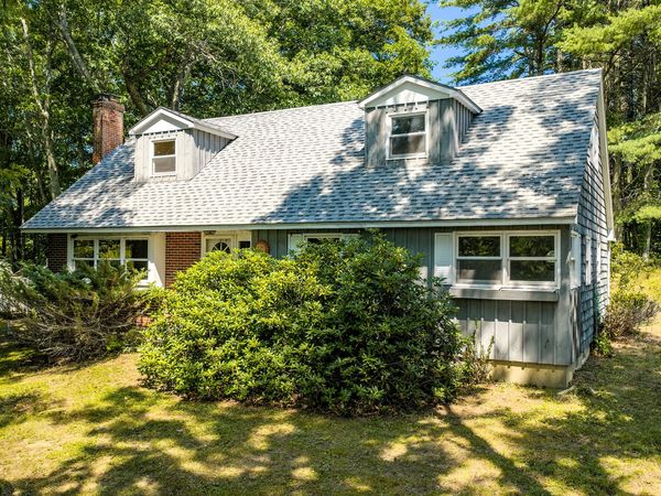 407 Rockland Street, Rockport, ME 04856