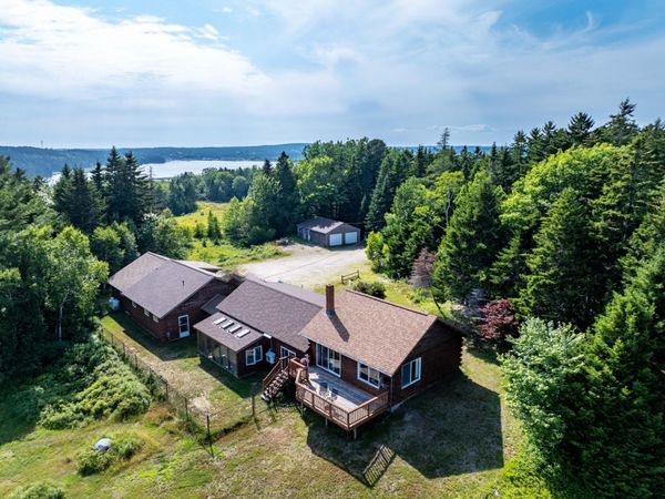 93 Stagecoach Road , East Machias, ME 04630