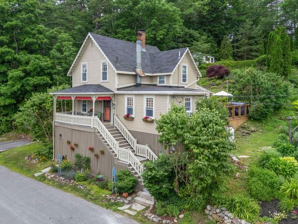 62 Middle Street , Bath, ME 04530