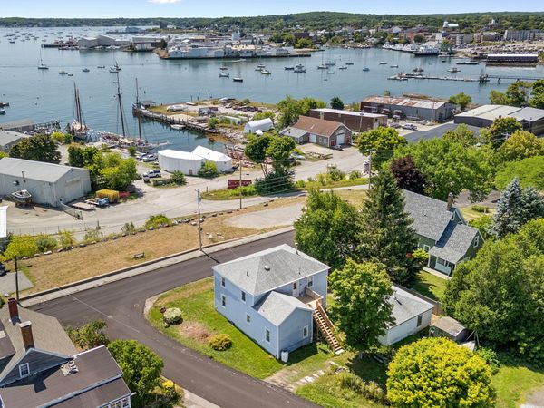 26 Front Street, Rockland, ME 04841