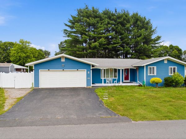 7 Champlain Avenue , Lewiston, ME 04240