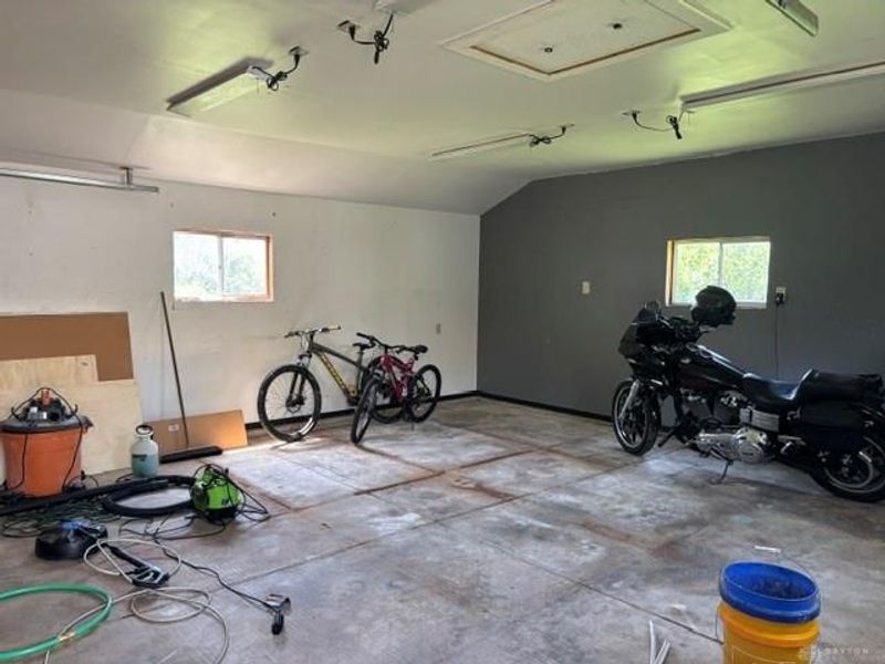 5029 Pensacola Boulevard, Moraine, OH 45439 Photo 13