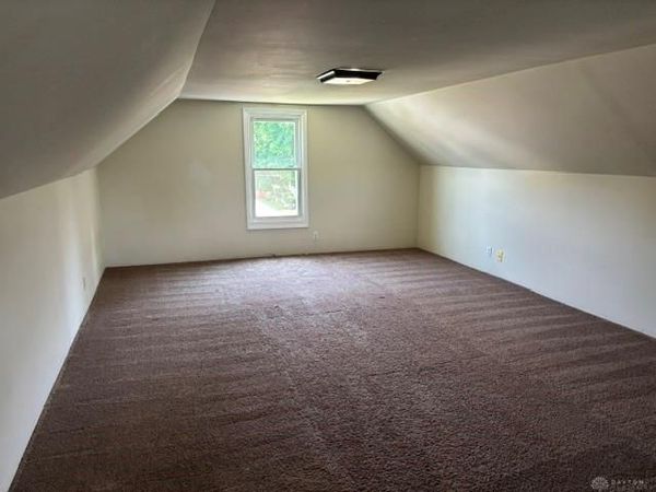 5029 Pensacola Boulevard, Moraine, OH 45439