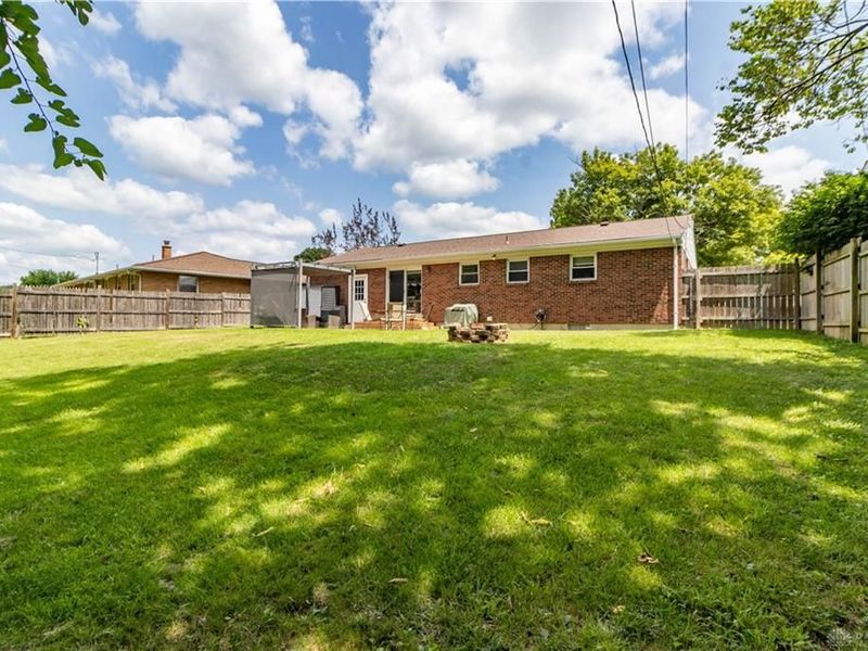 111 Crowthers Drive, Hamilton, OH 45013 Photo 27