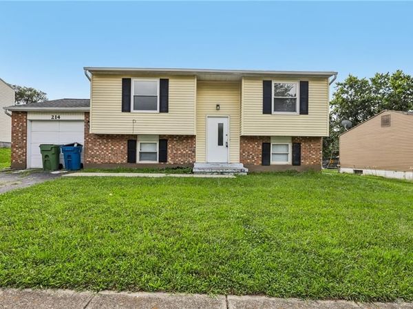 214 Wiesen Lane, Moraine, OH 45439