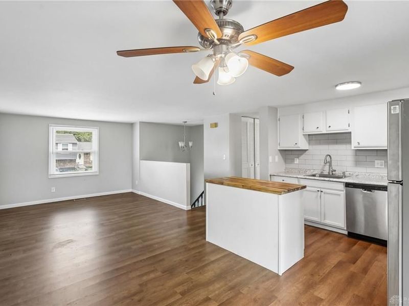 214 Wiesen Lane, Moraine, OH 45439 Photo 10