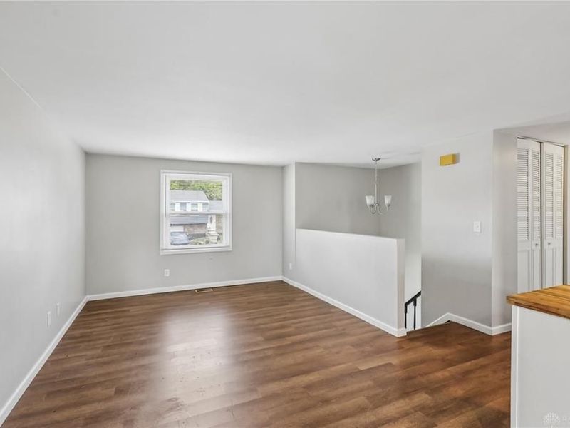 214 Wiesen Lane, Moraine, OH 45439 Photo 8