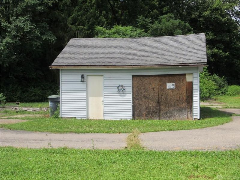 503 W Main Street, Trotwood, OH 45426 Photo 3