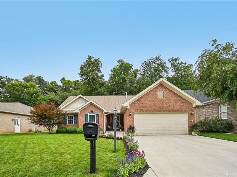 1737 Swindon Court, Fairborn, OH 45324 Photo 3