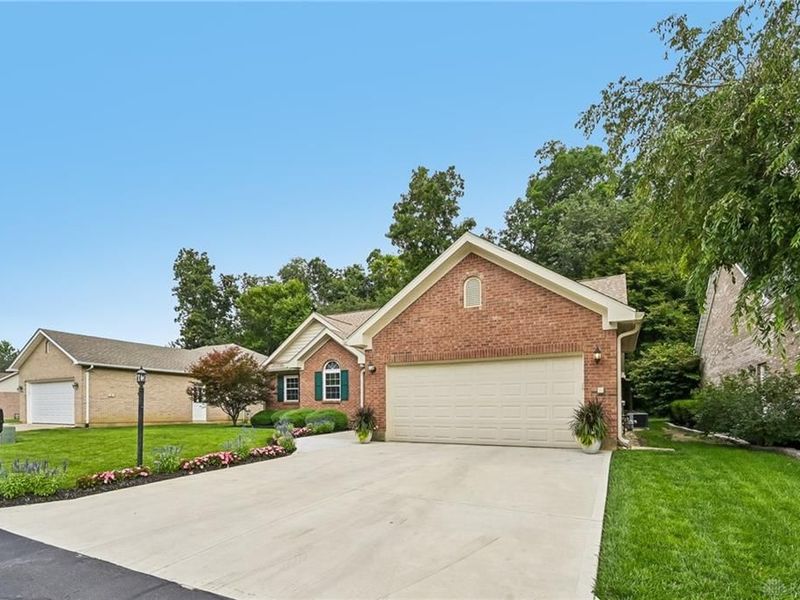 1737 Swindon Court, Fairborn, OH 45324 Photo 4