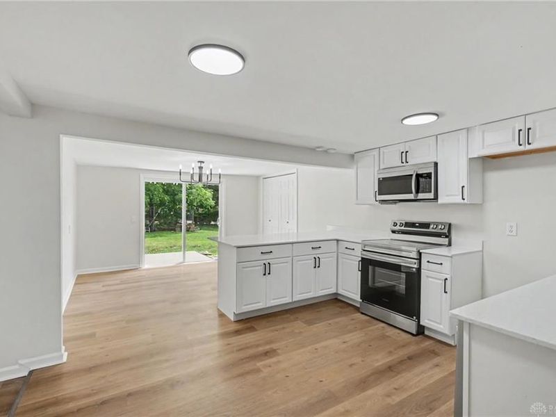 3719 Kemp Road, Beavercreek, OH 45431 Photo 2