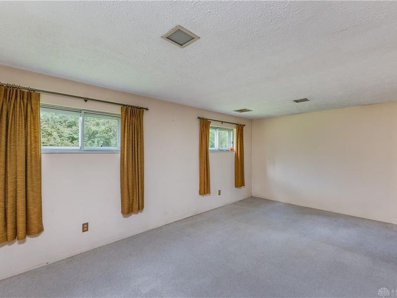 7853 Chambersburg Road, Huber Heights, OH 45424 Photo 13