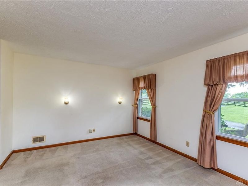 7853 Chambersburg Road, Huber Heights, OH 45424 Photo 15