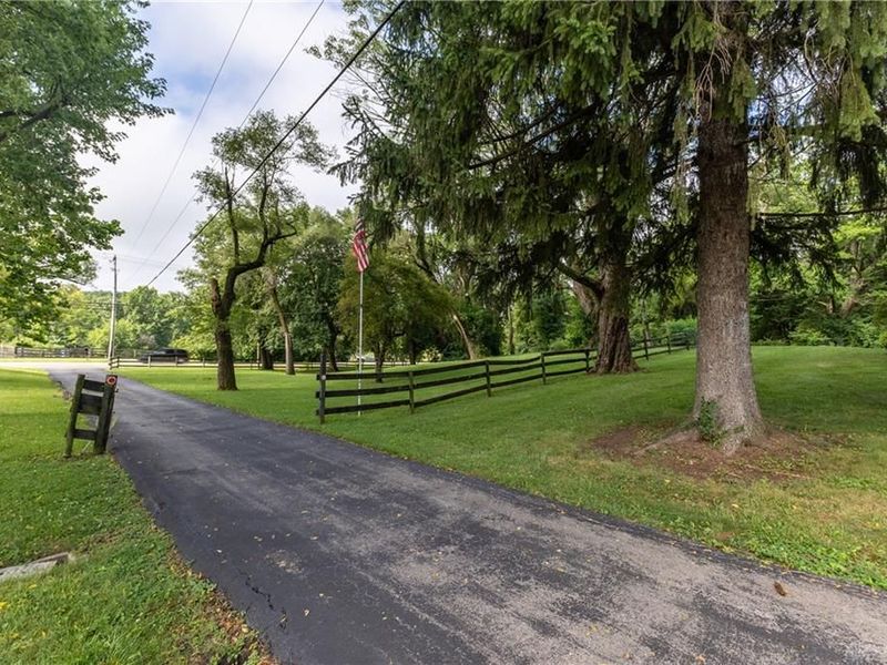 7853 Chambersburg Road, Huber Heights, OH 45424 Photo 2