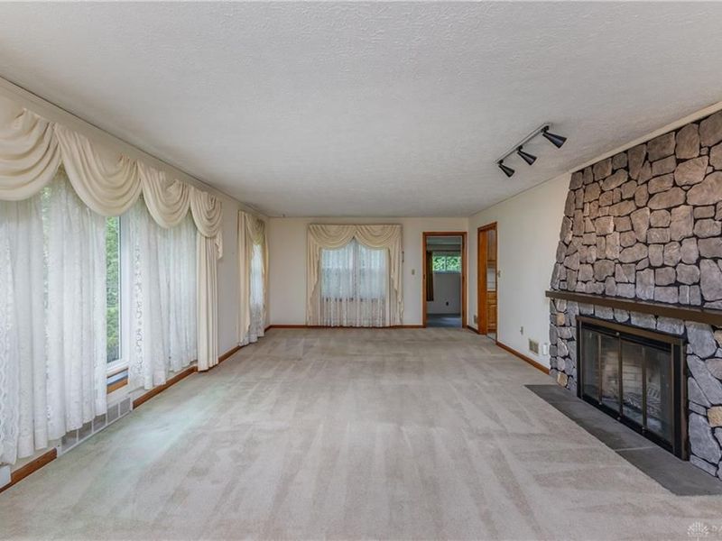 7853 Chambersburg Road, Huber Heights, OH 45424 Photo 6