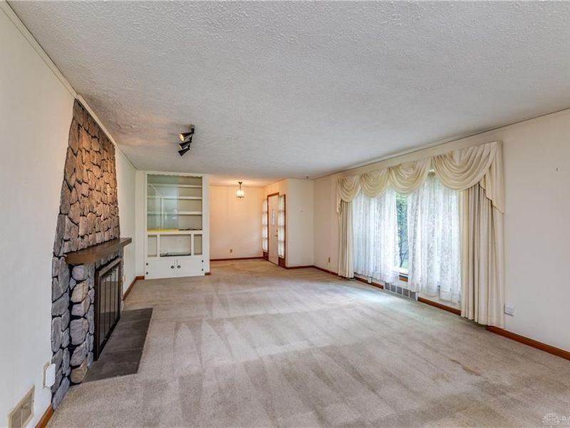 7853 Chambersburg Road, Huber Heights, OH 45424 Photo 8