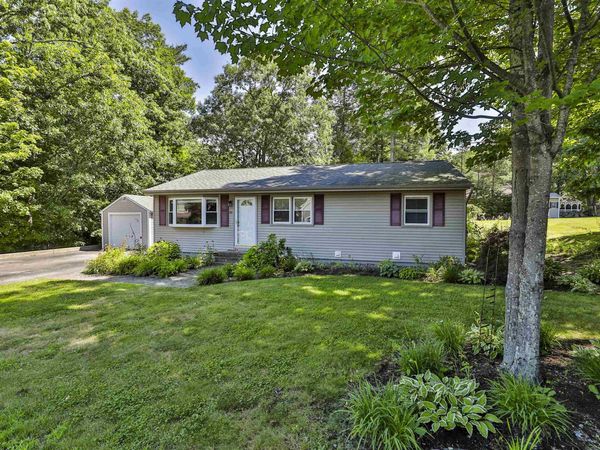 61 Knollcrest Road, Goffstown, NH 03045