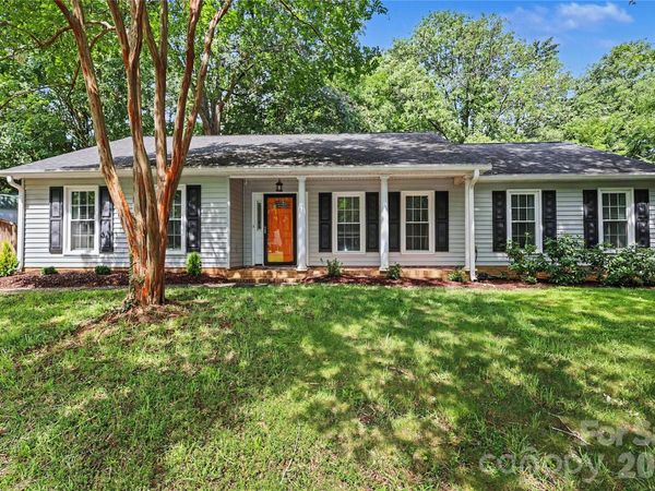 2701 Creekbed Lane, Charlotte, NC 28210