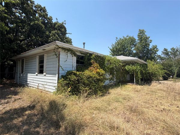 201 Mockingbird Lane , Healdton, OK 73438