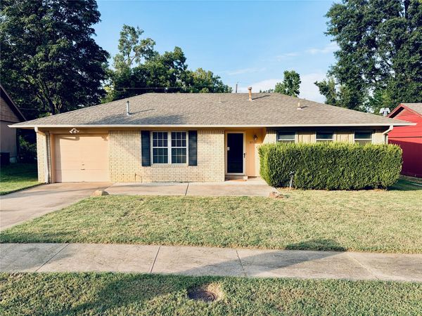 18529 E 3rd Street , Tulsa, OK 74108