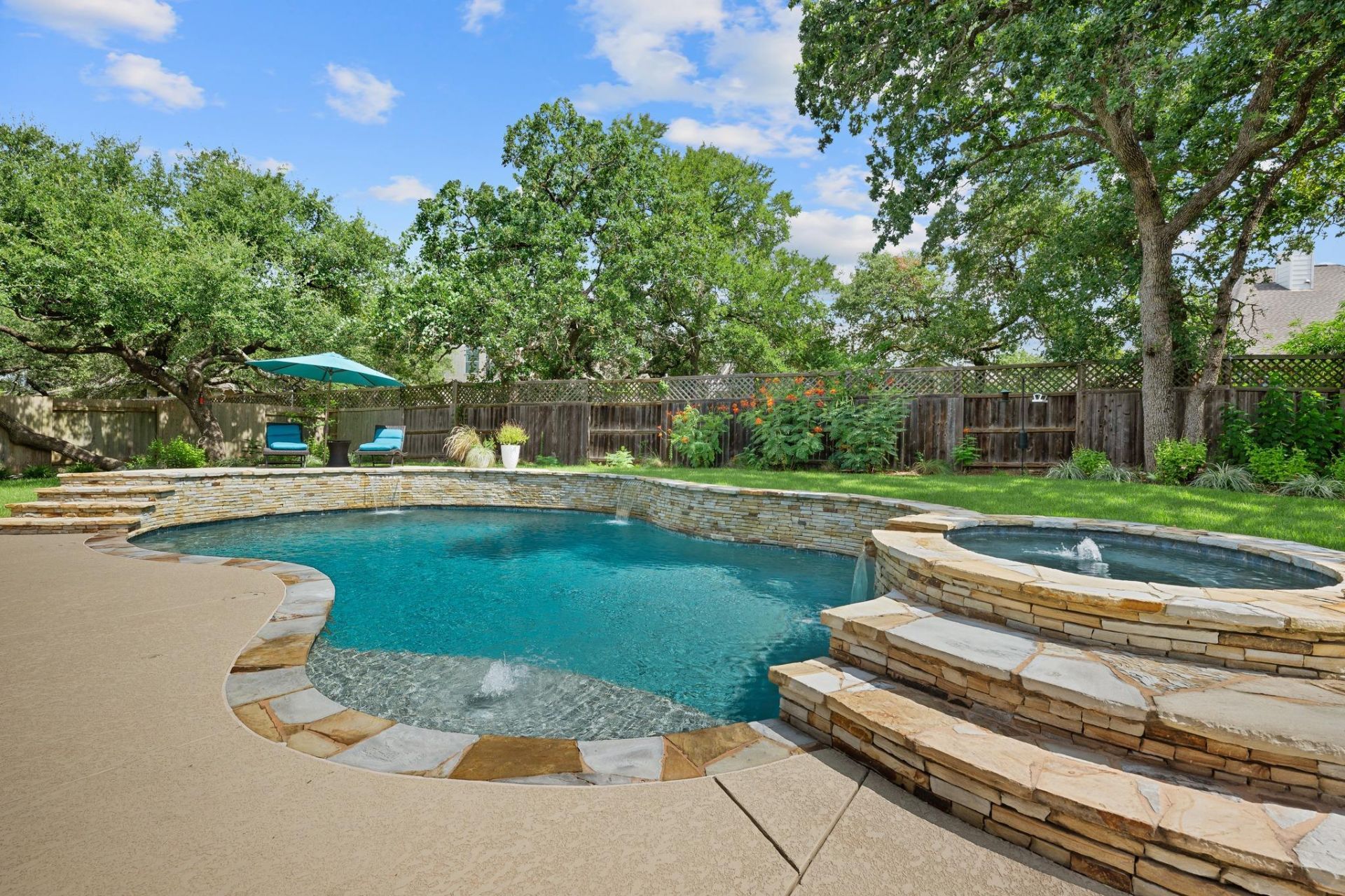 6409 Magenta Ln, Austin, TX 78739 Main Photo